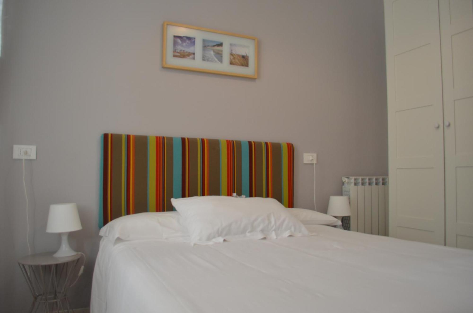 Hotel Spot Varazze Bilik gambar