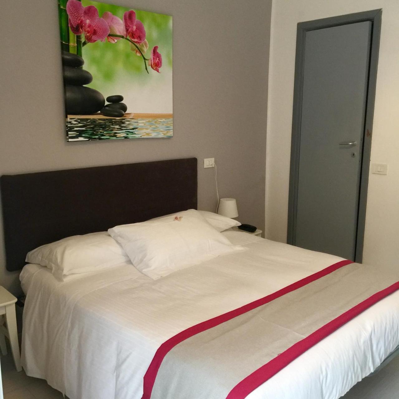 Hotel Spot Varazze Luaran gambar